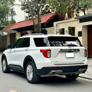 Ngoại thất Ford Explorer 2024 - Đuôi xe